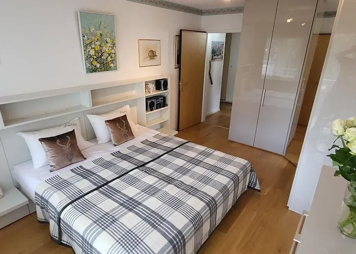 Uf Em Bueel Apartamento Davos