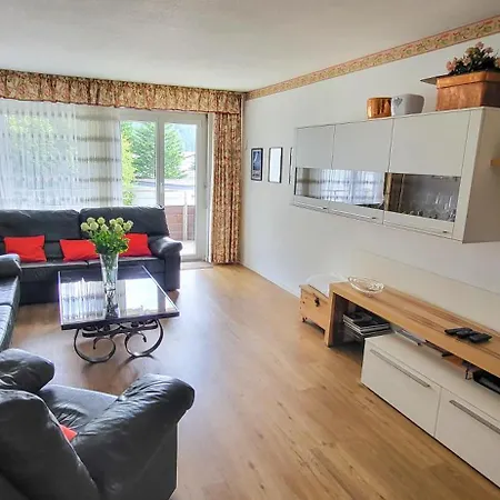 Uf Em Bueel Apartament